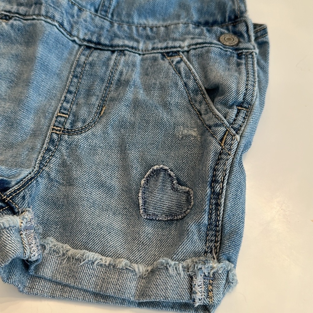 Gap 2T Denim Little Girls Shorts Overalls - Picture 2 of 5